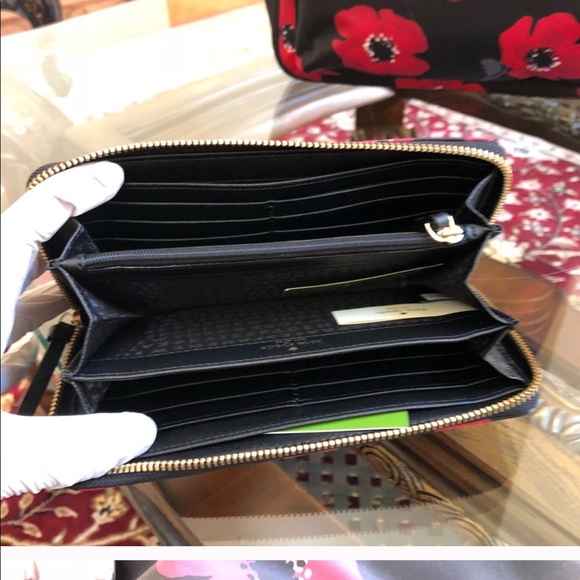 Authentic Kate spade Neda Wilson road poppy wallet - Picture 2 of 6
